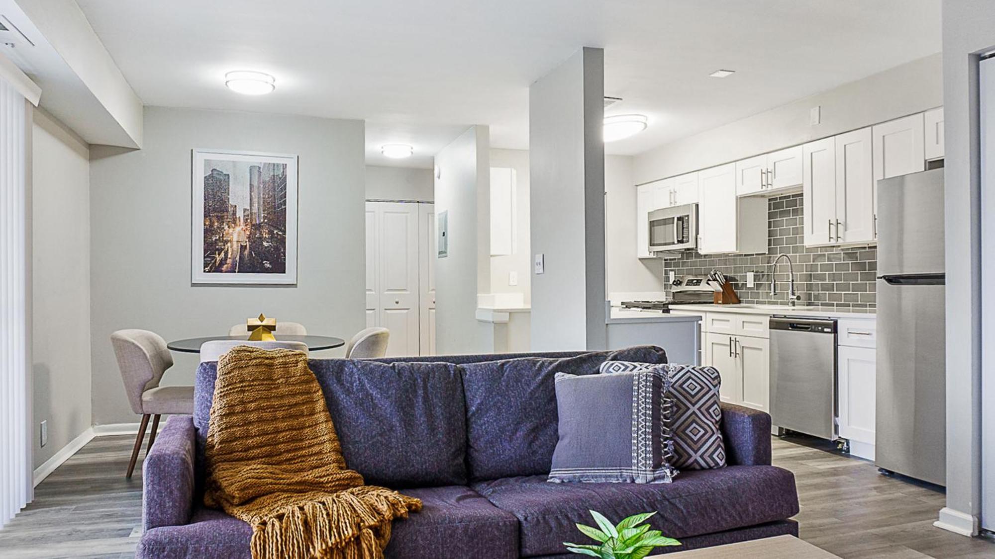 Fountain Parc Apartments By Barsala Indianapolis Room photo