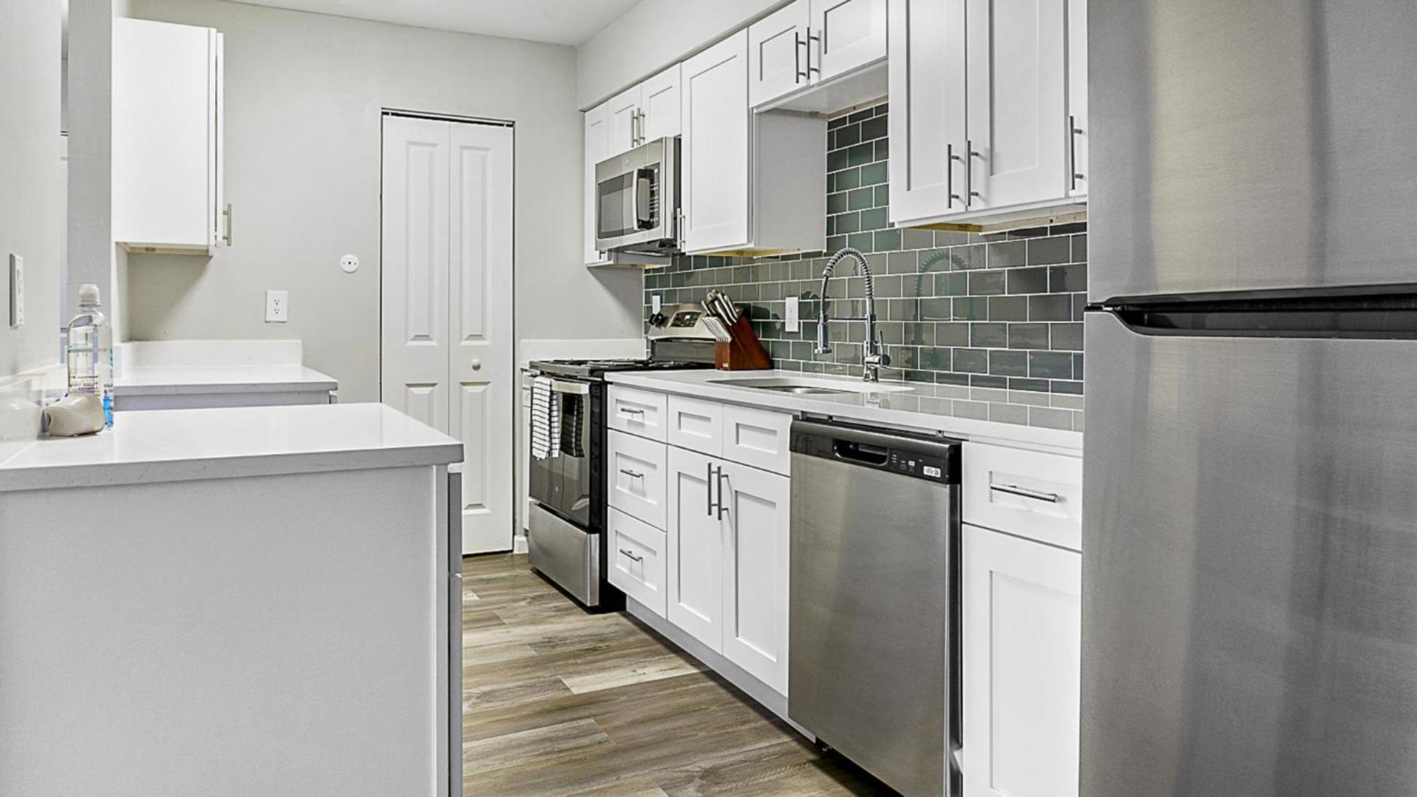 Fountain Parc Apartments By Barsala Indianapolis Room photo